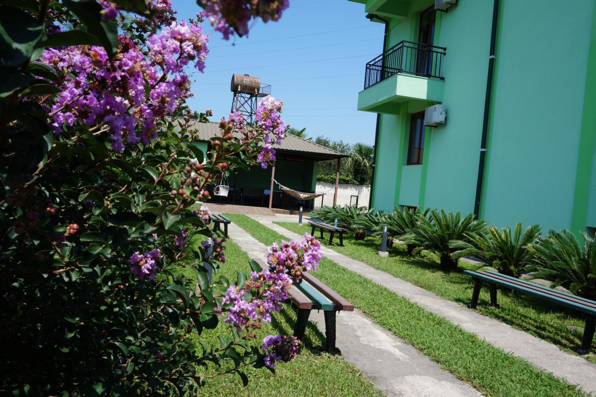Villa Qero Μπατούμι Εξωτερικό φωτογραφία