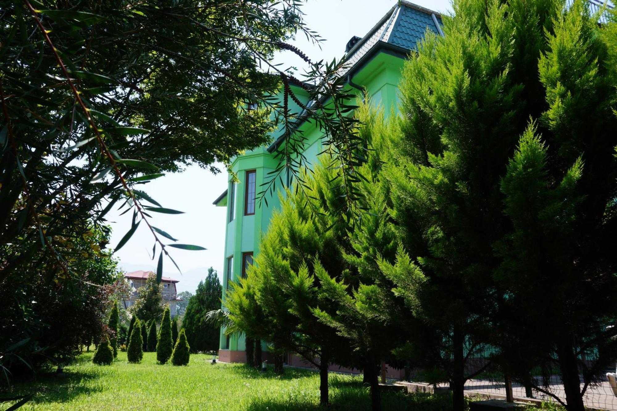 Villa Qero Μπατούμι Εξωτερικό φωτογραφία